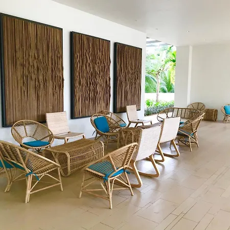 By The Beach - Luxury 2 Bedrooms Family Suite Batu Ferringhi Exterior photo