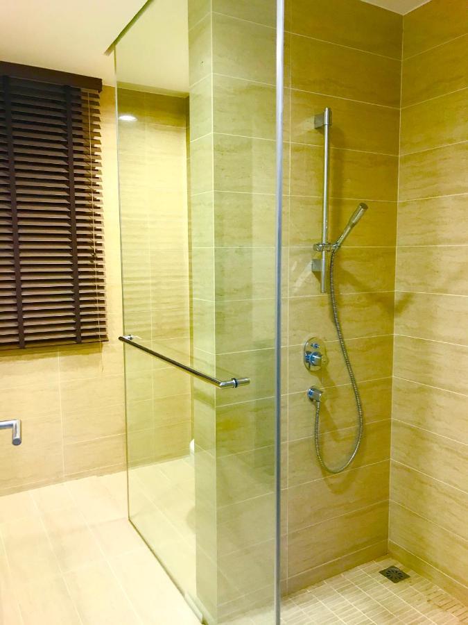 By The - Luxury 2 Bedrooms Family Apartment